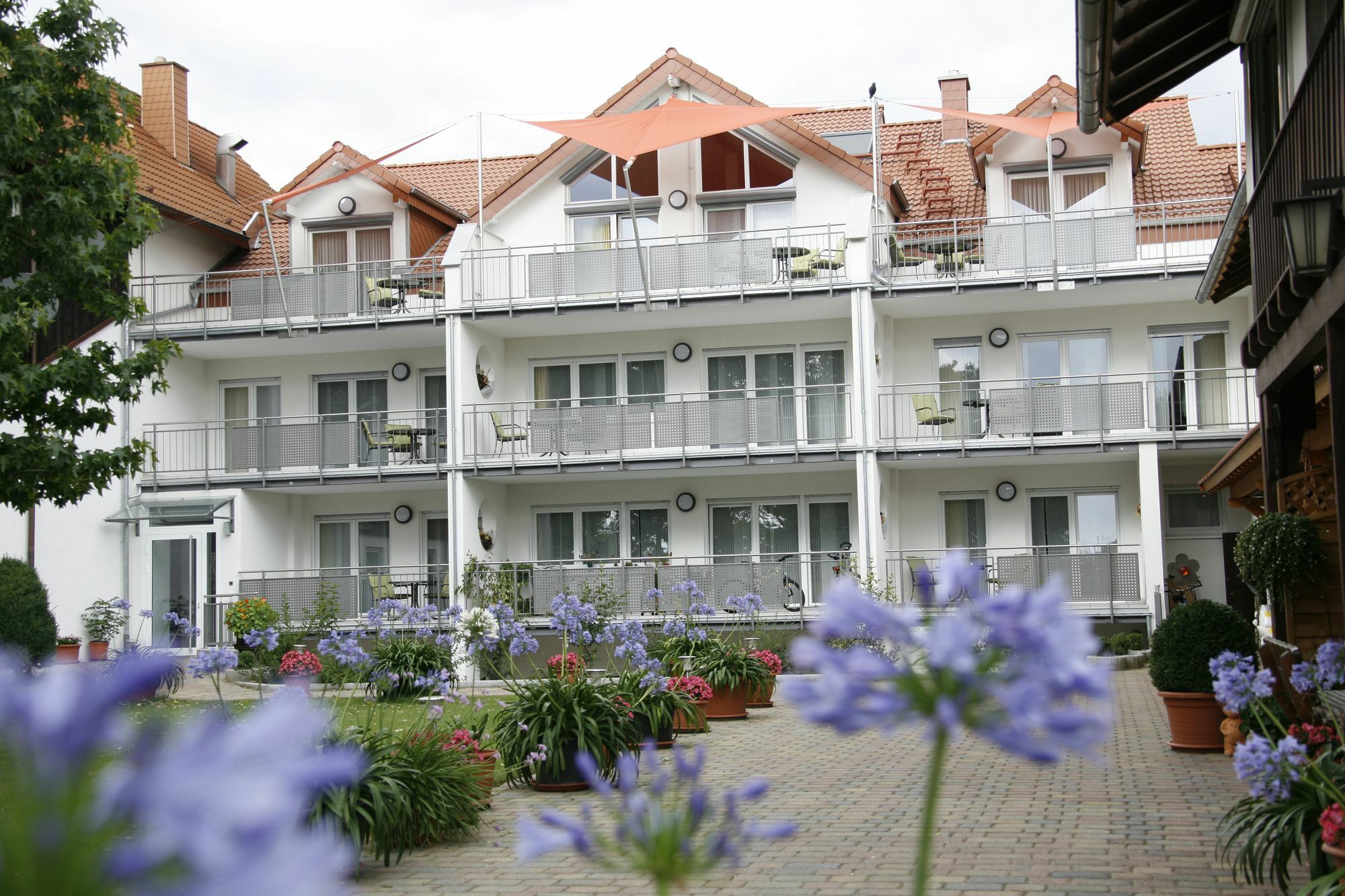 Serviced Apartments Kurpfalzhof Oftersheim Exterior foto